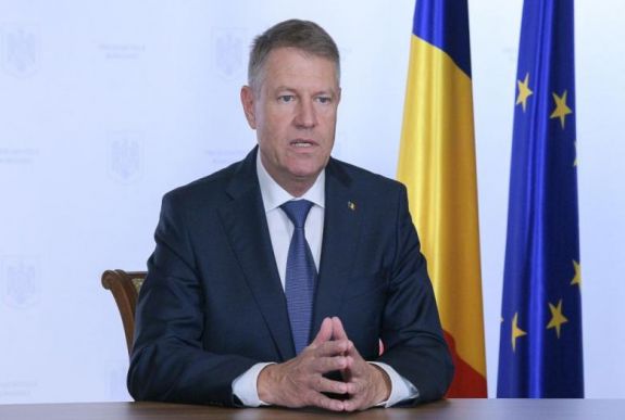 Klaus Johannis ismét arra kérte a külföldön élő románokat, hogy ne jöjjenek haza húsvétra