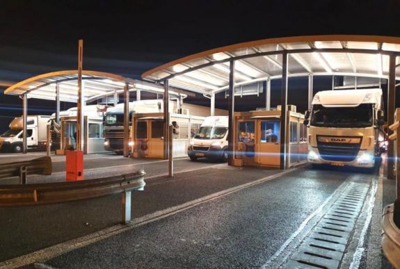 Megszavazták: könnyebb lesz a kiküldetést vállaló fuvarozók élete