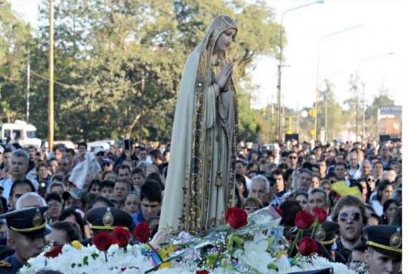 A koronavírus-járvány miatt elmarad a fátimai zarándoklat