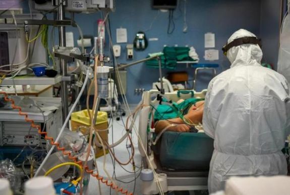 Csökkent a halottak száma egy nap alatt, nőtt a diagnosztizált fertőzötteké Olaszországban