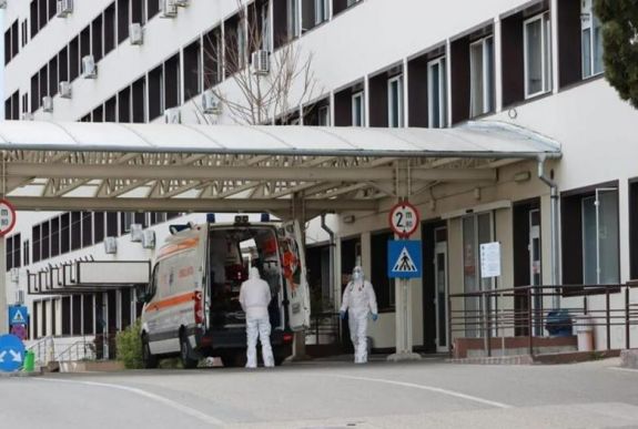 Még 11 koronavírus-fertőzött halálát jelentették Romániában