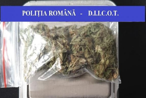 Drogkereskedőt csíptek el egy nagyszalontai parkolóban