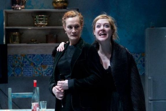 Online felületre költözik az ESziK vagy isszák? színházi különóra is