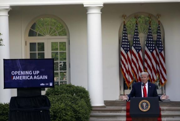 Koronavírus: Donald Trump szerint az Egyesült Államok „egyre jobban van” és „éhes a munkára”