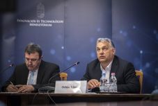 Orbán: katonai vezénylési akcióterv készült a tömeges járvány időszakára