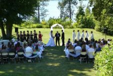 Akár a szabad ég alatt is megtartható a polgári esküvő