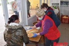 Koronavírus: önkéntesek segítik az időseket a Vajdaságban