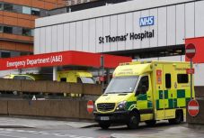 Tovább csökkent a halálesetek napi száma Nagy-Britanniában