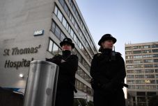 Koronavírus: lélegeztető gépre kerülhet Boris Johnson brit miniszterelnök