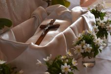 Nagypénteken Krisztus kereszthalálára emlékeznek a keresztények