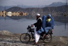 Betiltották a motorozást a bűnüldözés jegyében Kabulban