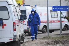 Kórházi kapacitáshiánytól tart a moszkvai polgármesteri hivatal