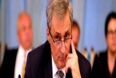 Rostás-Péter István: A lemondás méltósága 