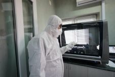 Több koronavírus-tesztre lenne kapacitás Romániában mint amennyit elvégeznek