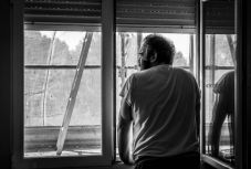 A húsvétra hazatérő román állampolgárok otthonaikban tölthetik a karantént