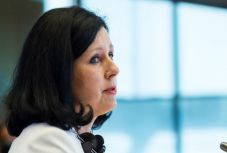 EB-alelnök: a magyarországi intézkedések nem ellenkeznek az európai uniós joggal