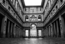 Több mint 10 millió euró veszteséggel számol a firenzei Uffizi-képtár