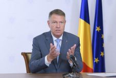 Johannis szerint messze még a koronavírus-járvány csúcsa