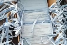 Fertőtlenítőt, gumikesztyűt és maszkot lopott egy magyar mentős