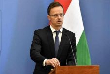 Szijjártó Péter üzent a román államfőnek: „Több tiszteletet a magyaroknak!”