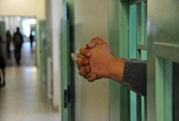 Koronavírus: mintegy négyszáz olasz maffiavezért engedtek ki a börtönből a járvány miatt