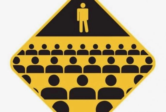 Oktatási segédanyagokat készítenek a marosvásárhelyi színház színészei