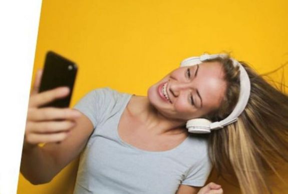 Fotópályázatot hirdet az internetre költöző Csíki Majális