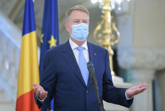 Felmérés: még mindig Iohannis és a PNL áll a népszerűségi lista élén