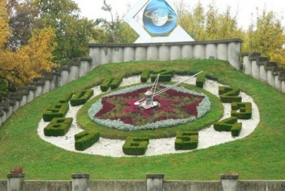 Újra mutatni fogja az időt a temesvári virágóra