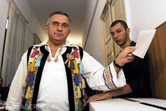 A bíróság szerint nem kell büntetést fizetnie Funarnak, amiért „a lovak nyelvének” nevezte a magyart