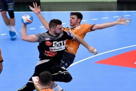 Visszatér a Bukaresti Dinamóhoz Szász András