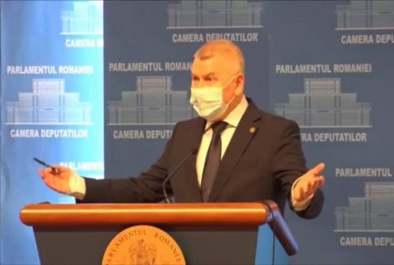 Különnyugdíjak megadóztatása: a PNL-t „minden megoldás” érdekli