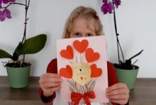 „Ez a szeretés soha el nem fogy” – kolozsvári kisdiákok anyák napi üzenetei