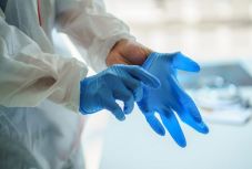 Újabb tizenhárom koronavírus-fertőzött halálát jelentették Romániában