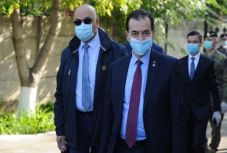 Illusztris kísérettel küld segélyt Moldovába Románia