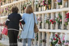 Spanyolországban ismét nagyobb mértékben emelkedett a halottak száma