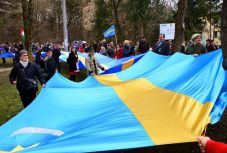 SZNT: megváltozott eszközökkel, de folytatódik a székelyek nagy menetelése