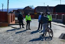 Lapértesülés: hétvégén nem bírságolnak a hatóságok az új szabályok megszegéséért