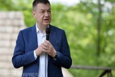 Kulturális miniszter: szeptember 1. előtt nem lesznek tömegrendezvények