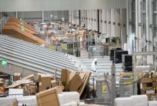 Újabb tömeges „járványcunamitól” tartanak Ausztriában