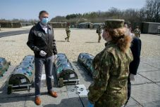 Új nemzetközi hadtestet létesítene az államfő