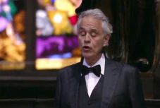 Andrea Bocelli is elkapta a koronavírust, vérplazmát is adományozott