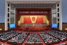 Elfogadta a kínai parlament a Hongkongra vonatkozó nemzetbiztonsági törvénytervezetet