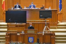 Módosításokat készül benyújtani a PSD a költségvetés-kiigazítás tervezetéhez