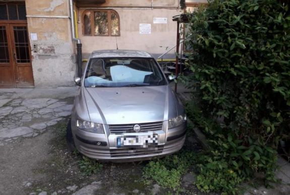 A külföldi rendszámú elhagyott járműveket is elszállíthatják a közterületfenntartók