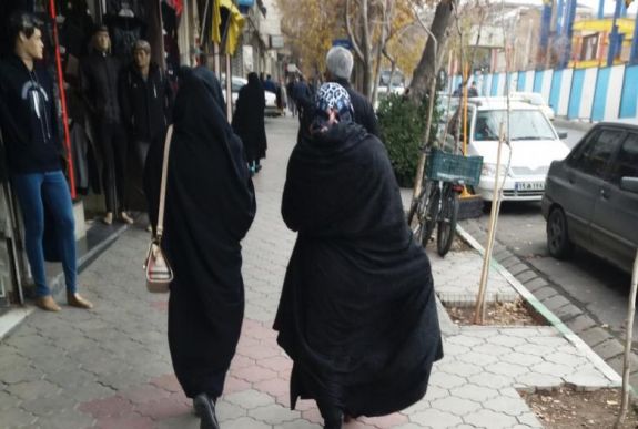 Egy esküvő miatt ugorhatott meg a koronavírus-fertőzöttek száma Iránban