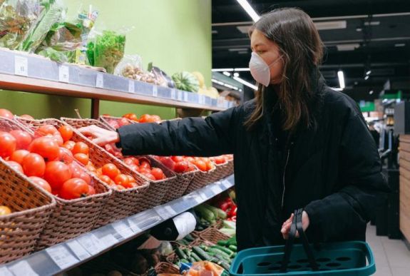 Példátlan: közel 20 százalékkal csökkent a lakossági fogyasztás áprilisban