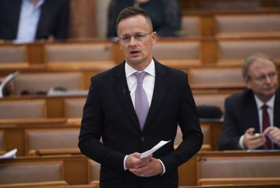 A magyar kormány 25 milliárd forinttal támogatja a magyar vállalatok határon túli beruházásait