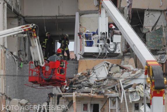 Hatalmas robbanás történt egy kijevi sokemeletes házban