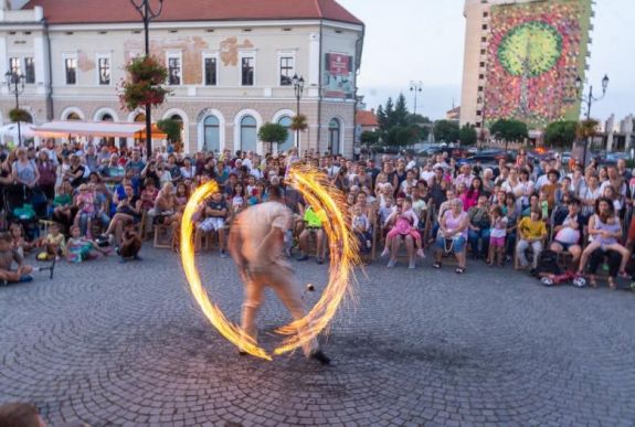 M Studio: tűzbe hozzák a várost!